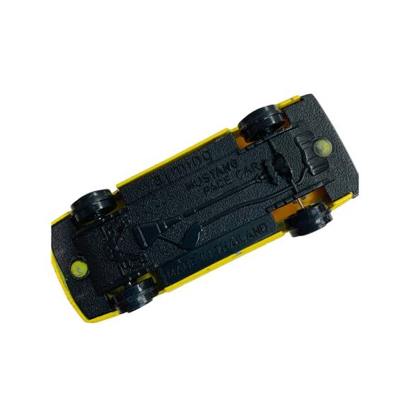 Lot of 10 Assorted Diecast Cars Van Racing Vehicles Toys 1:64 Scale - Picture 8 of 16